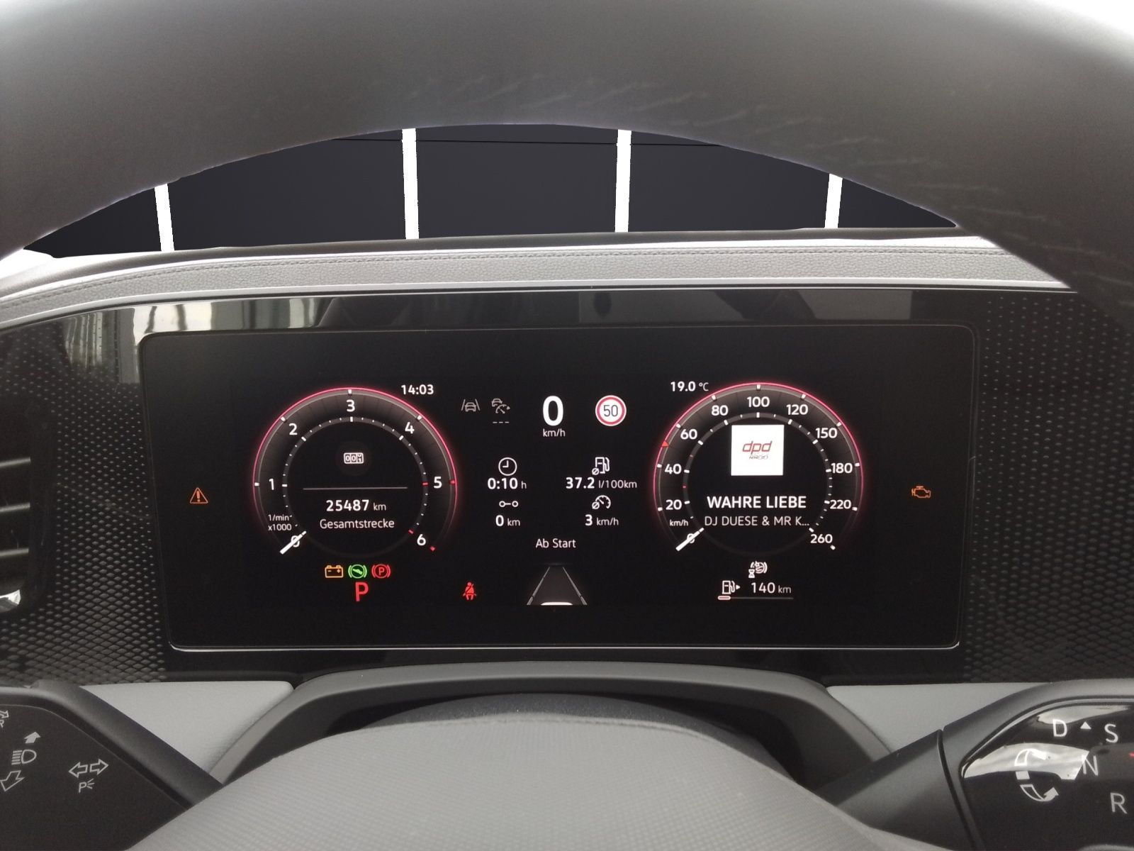 Fahrzeugabbildung Volkswagen Passat TDI DSG Business LED ACC AHK NAVI TRAILER
