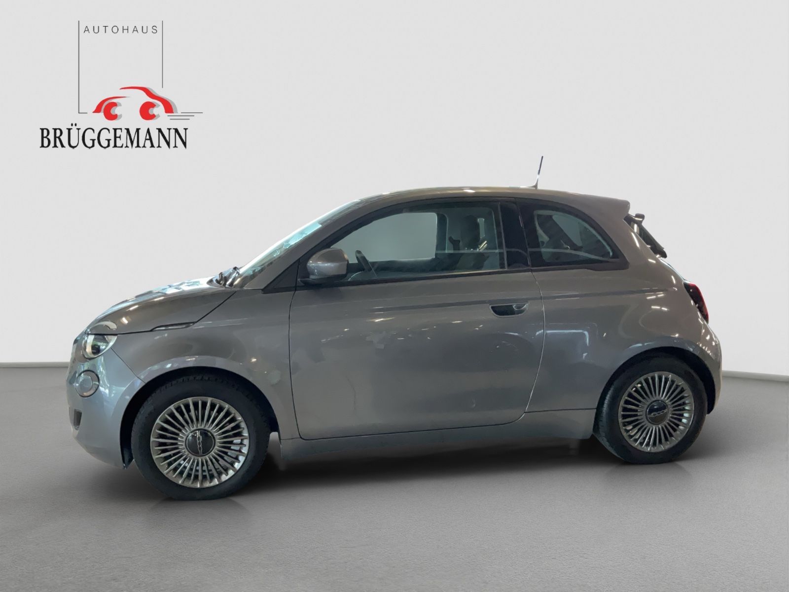Fahrzeugabbildung Fiat 500e Icon 42 kWh + Einparkhilfe