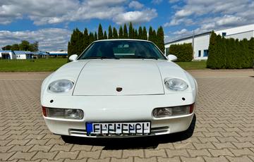 1992 Porsche 928 照片 2