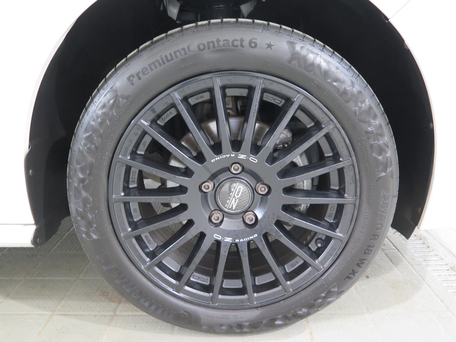 Volkswagen T7 Multivan, AHK, Standh, LED, Navi, App, RFK