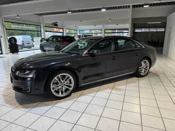 Audi A8 - 10