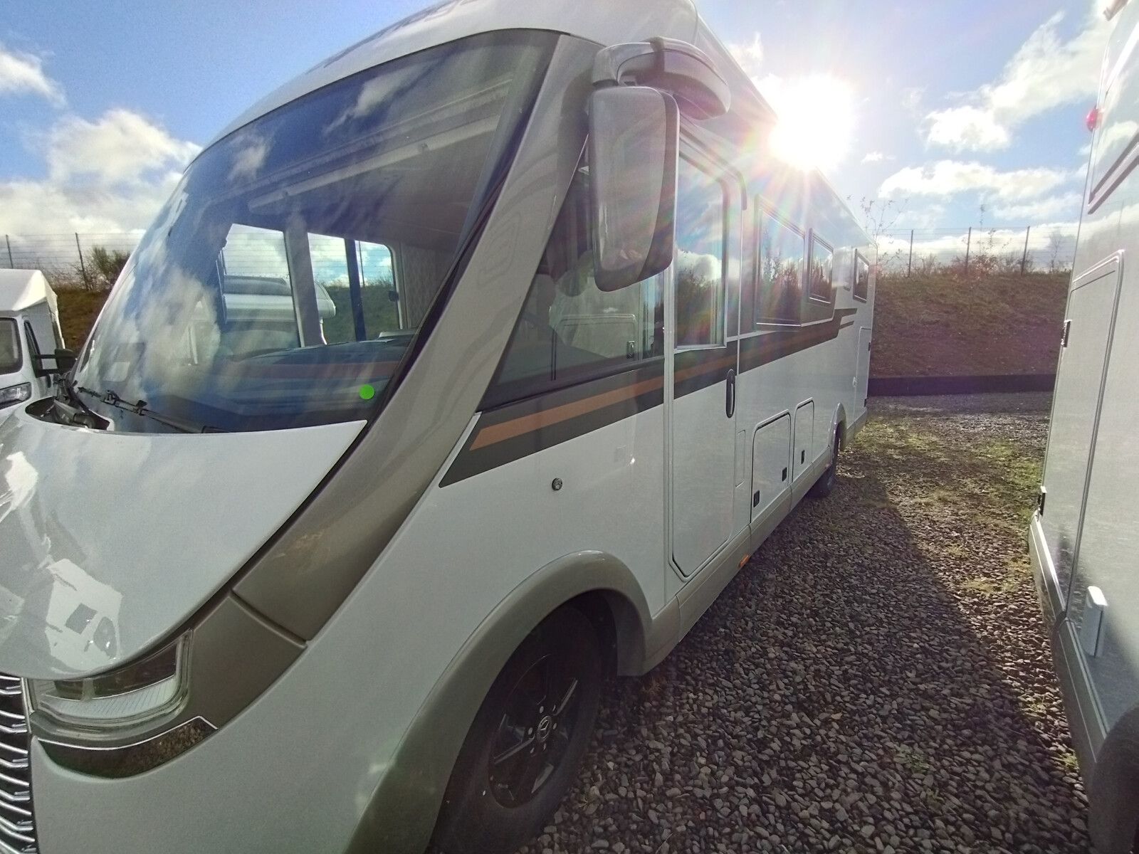 Fahrzeugabbildung Carthago chic c-line I 5.0 QB L Mercedes, Sat, Markise,AT