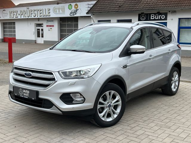 Ford Kuga 1,5+AHK+Kamera+Navi+Teilleder+Xenon