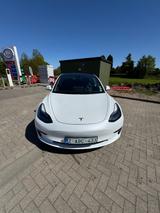 Tesla Model 3 Basis RWD - gebrauchte Tesla Model 3 aus dem Jahr 2023