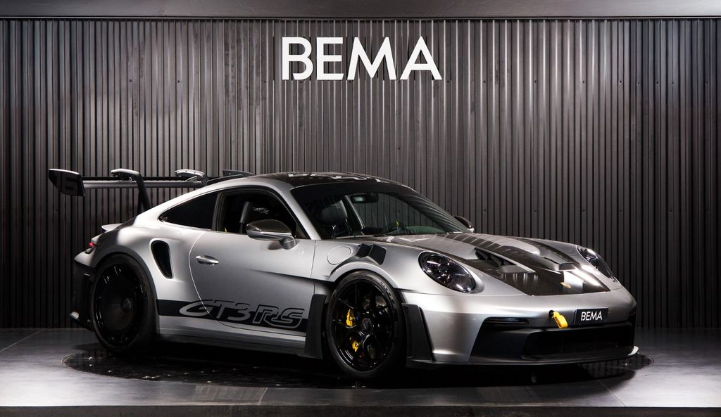 Image of Porsche 992