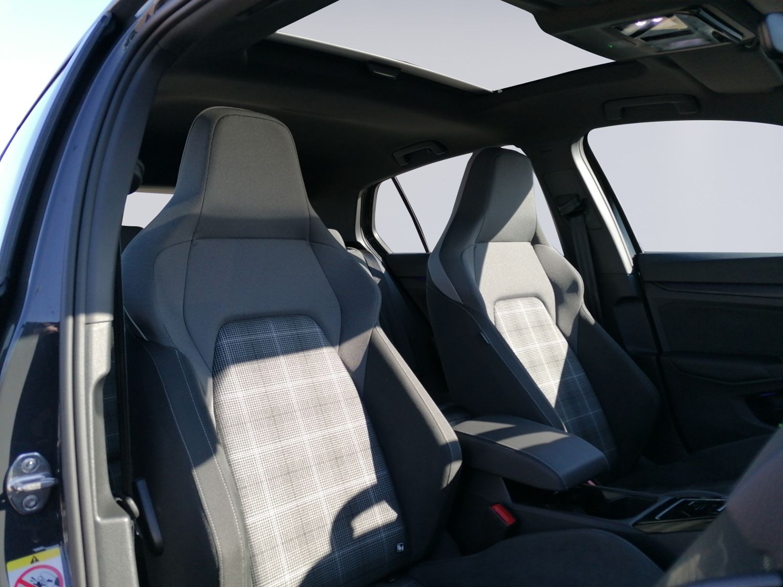 Golf VIII GTD DSG PANO+KAMERA+NAVI+LED