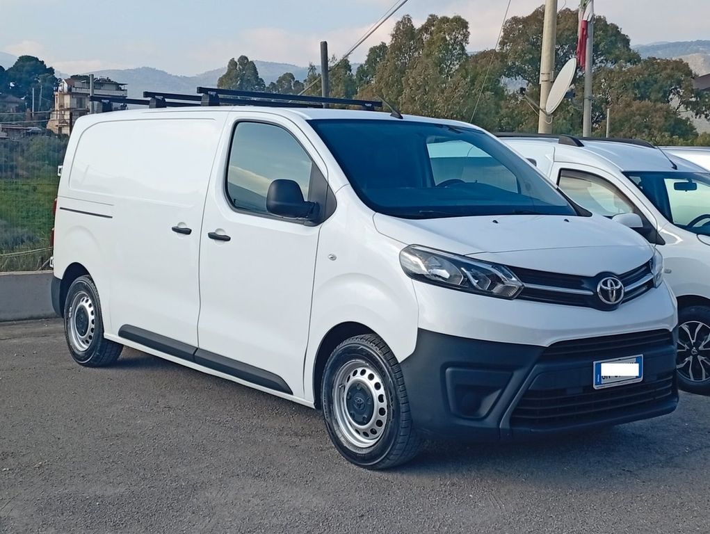 Image of Toyota Proace (Verso)