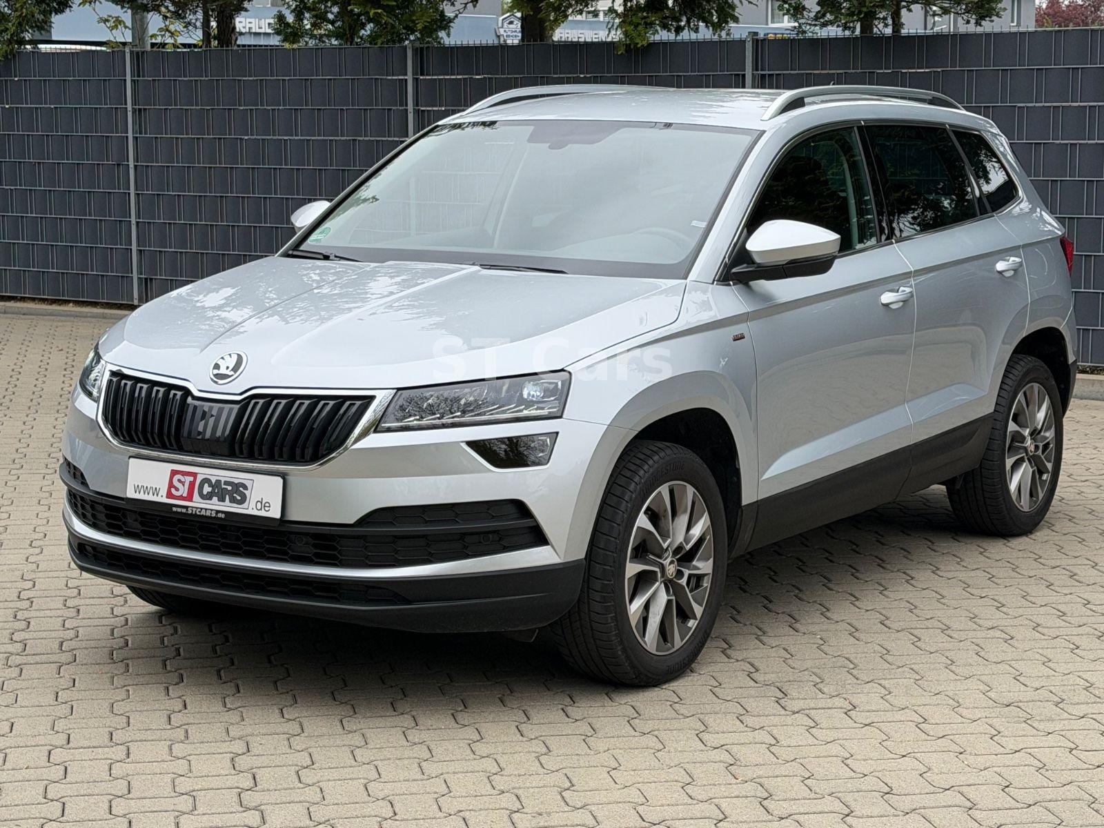 Skoda Karoq Clever Led Navi Apple Carplay PCD Tempomat