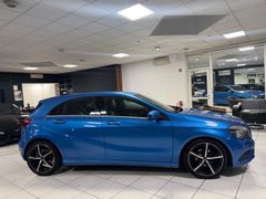 MERCEDES-BENZ A 180 Style Edition/NAVU/CAM/SHZ/PDC/MEMORY/LPG!