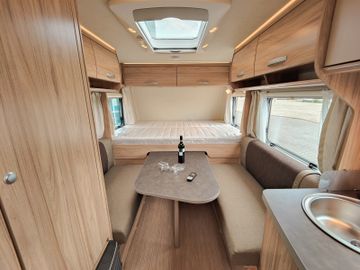 Fahrzeugabbildung HYMER / ERIBA / HYMERCAR NOVA LIGHT 515 2023