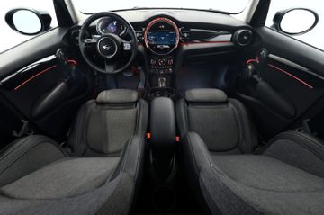 MINI Cooper DKG Classic Trim 5-Türer Apple RFK 1Hand