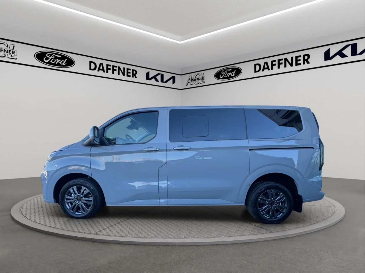 Fahrzeugabbildung Ford Transit Custom Navi LED ACC Klimaautom DAB