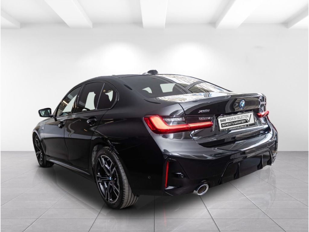 BMW 330 - Bild 3