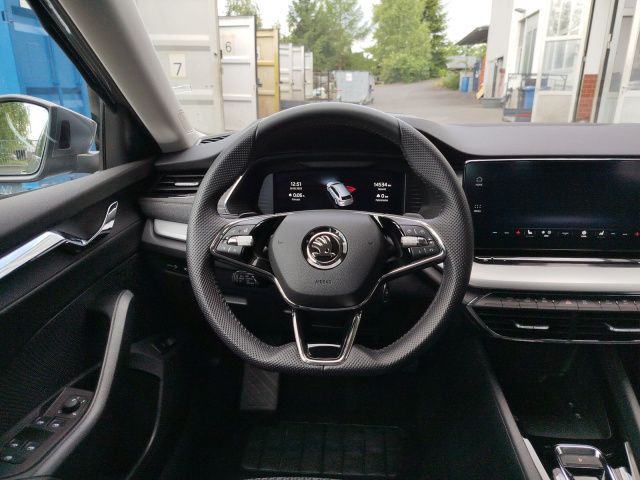 Fahrzeugabbildung SKODA Octavia Combi Style 2.0 TDI DSG