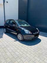 Ford Fiesta Mk6 1,3 Duratec / Tüv neu / Sc... - Ford Fiesta aus 2007: 1.6