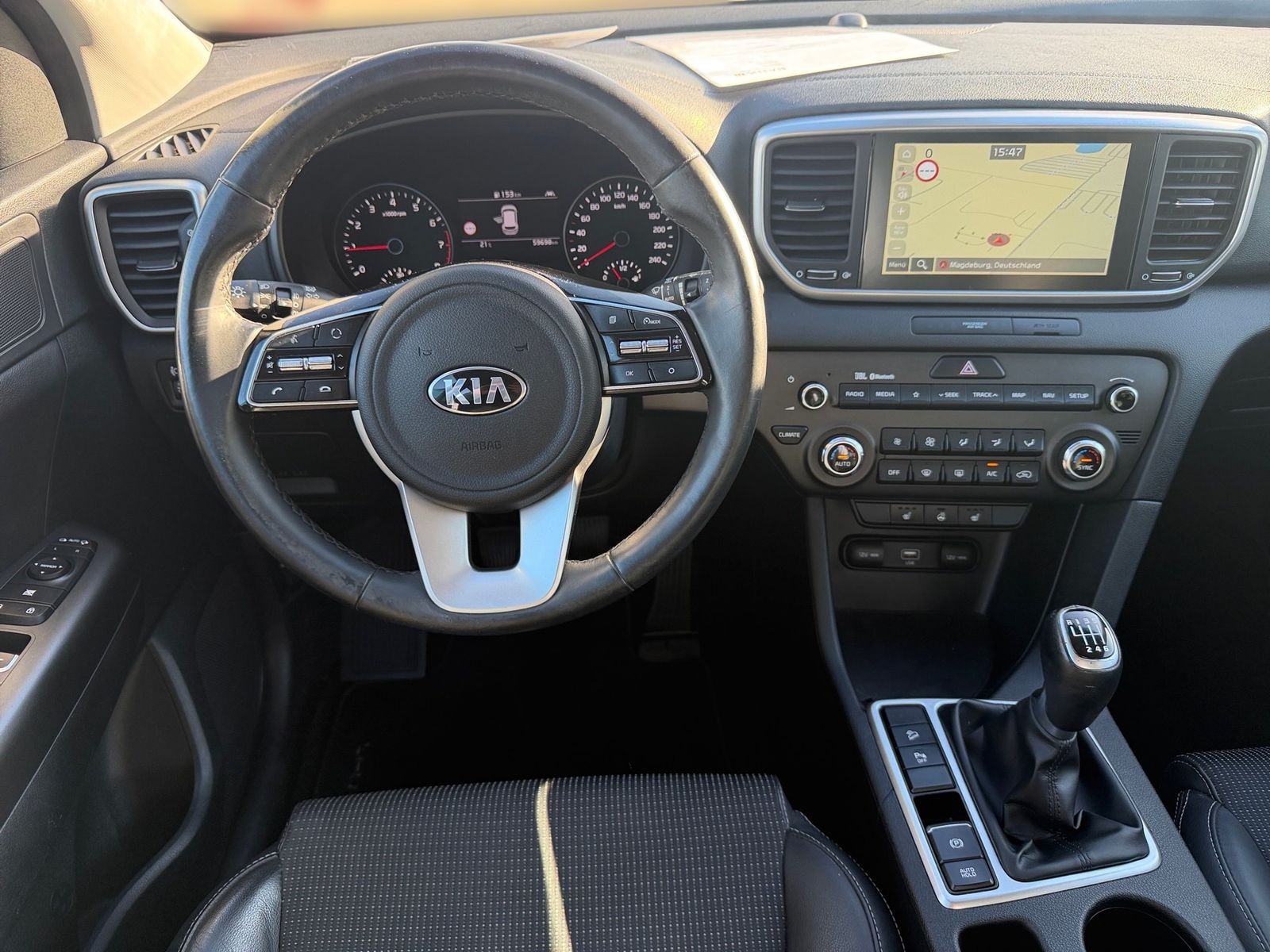 Fahrzeugabbildung Kia Sportage Spirit 2WD AHK abnehmbar