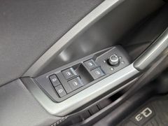 Fahrzeugabbildung Audi Q3 40 TDI quattro S LINE PANO AHK MATRIX VIRTUAL