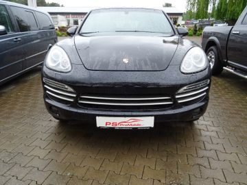 Porsche Cayenne - 2