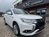 Mitsubishi Outlander 2.4 PHEV Plug-in Hybrid PHEV Basis 4WD - Mitsubishi Outlander Basis mit Hybrid-Antrieb (Benzin/Elektro)