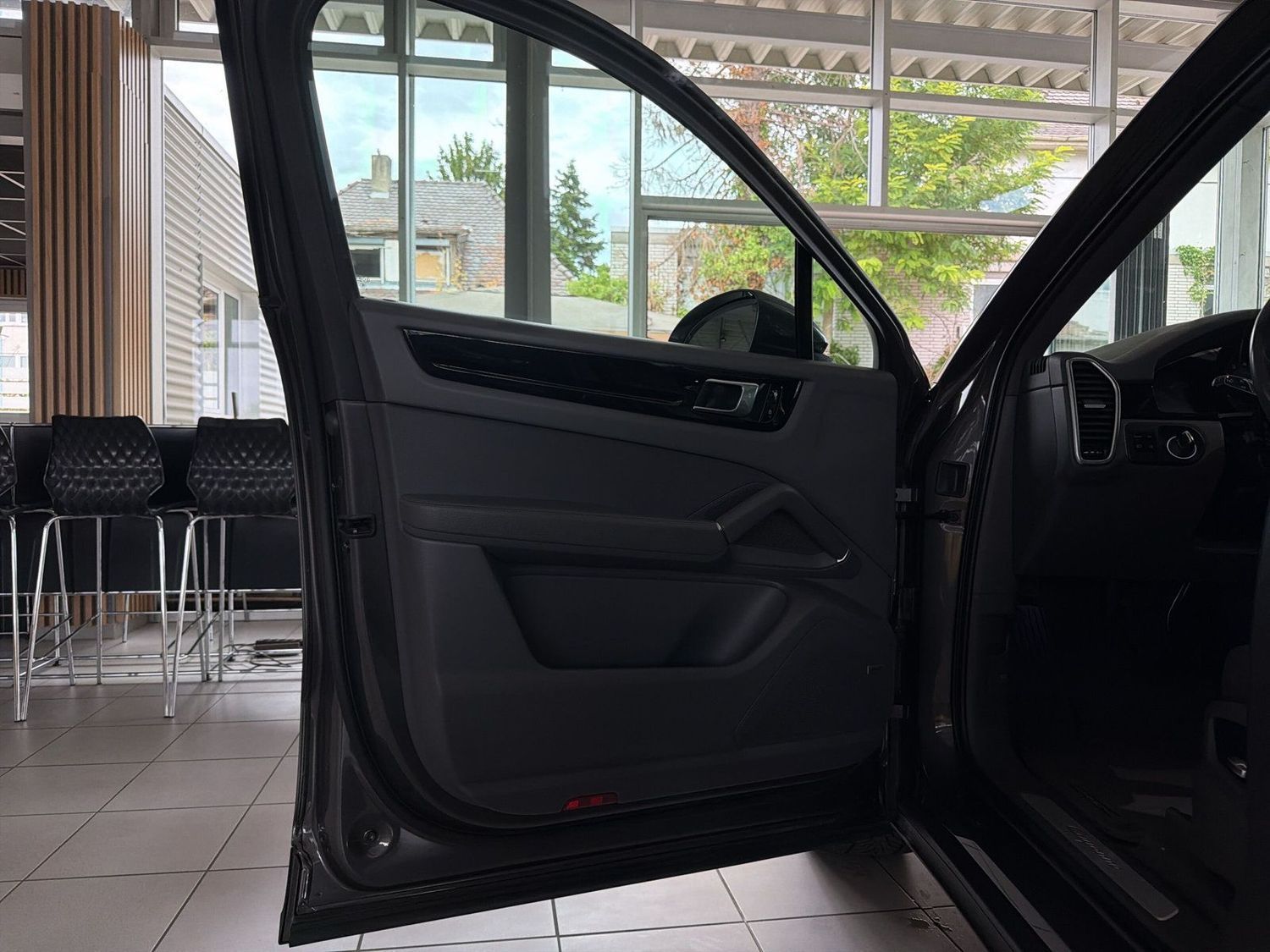 Porsche Cayenne PANO BOSE CHRONO PASM DAB AHK foto 6
