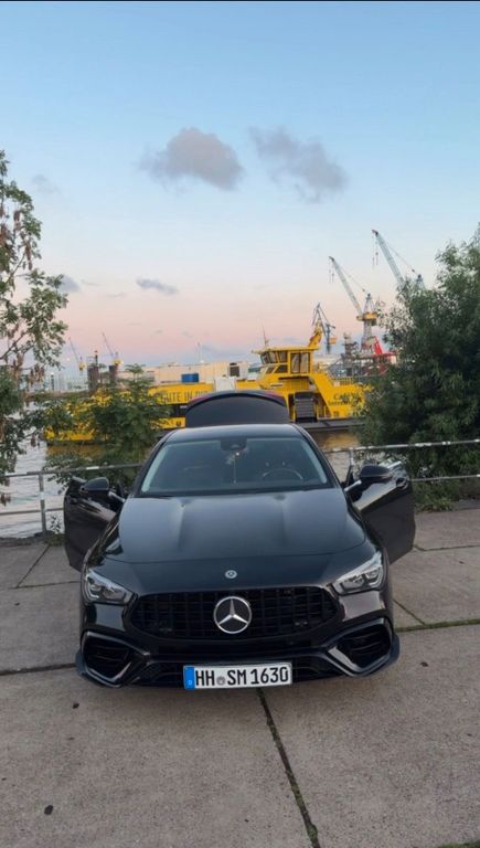 Image of Mercedes-Benz CLA 180