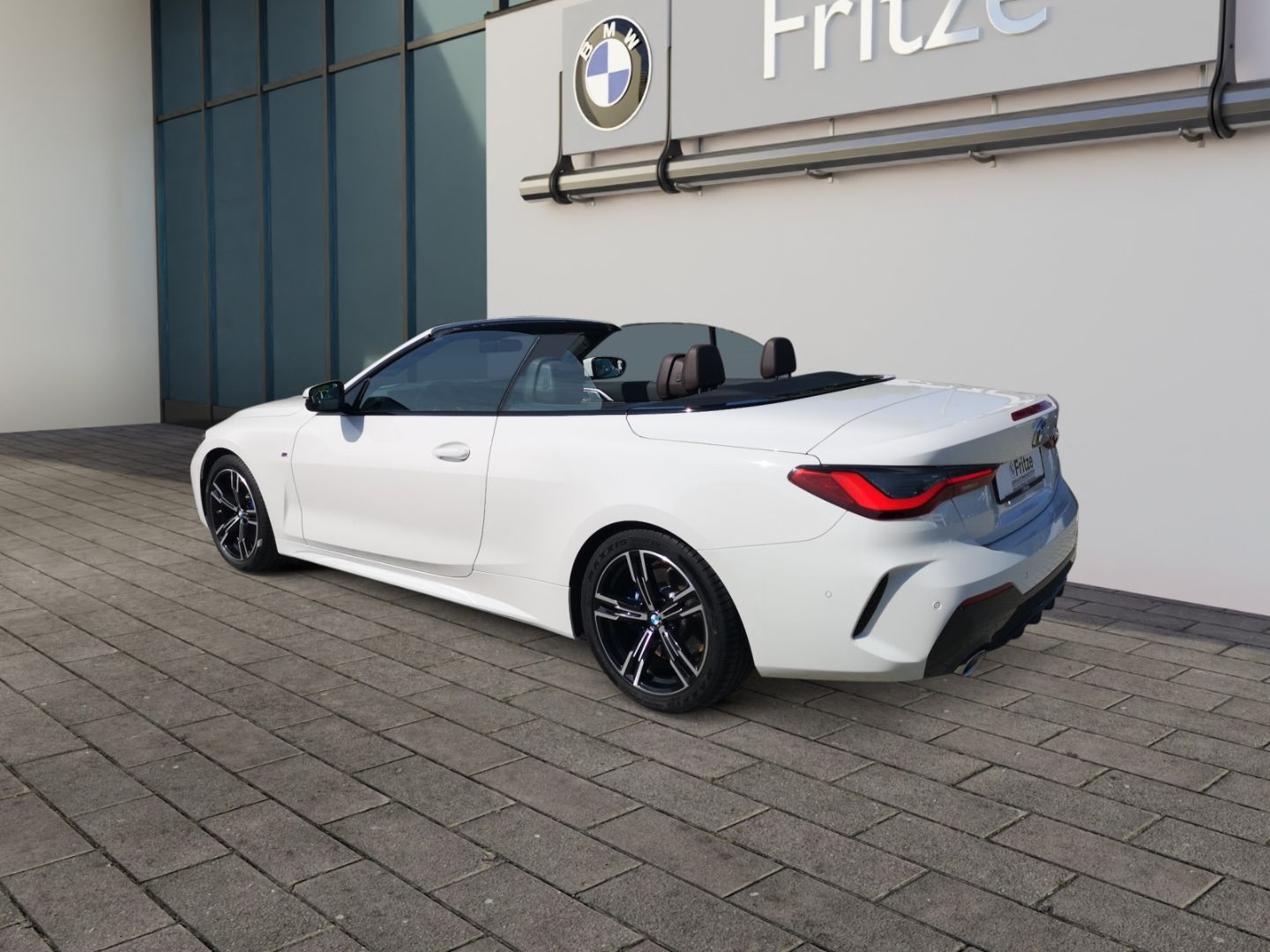 BMW 420 i Cabrio M Sport LED LEDER NAVI SHZ PDC H K foto 4