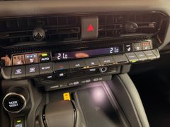 Toyota Land Cruiser 2,8 D-4D 151 kW AWD AHK – Bild 32