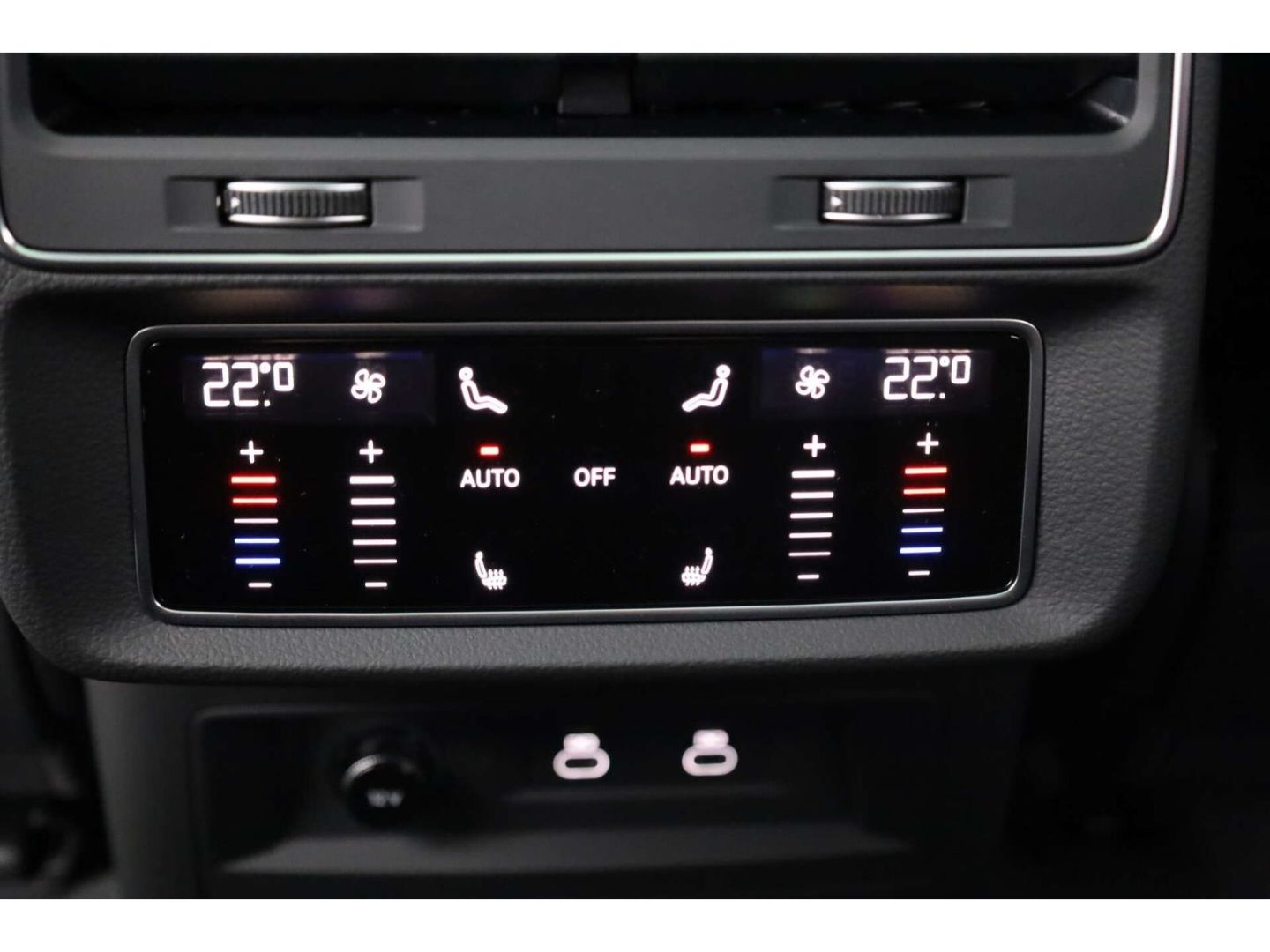 Audi SQ8 - Bild 18