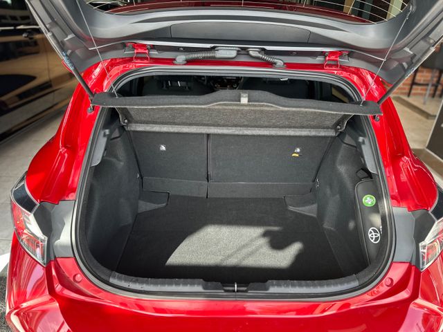 Toyota Corolla  Hybrid Club