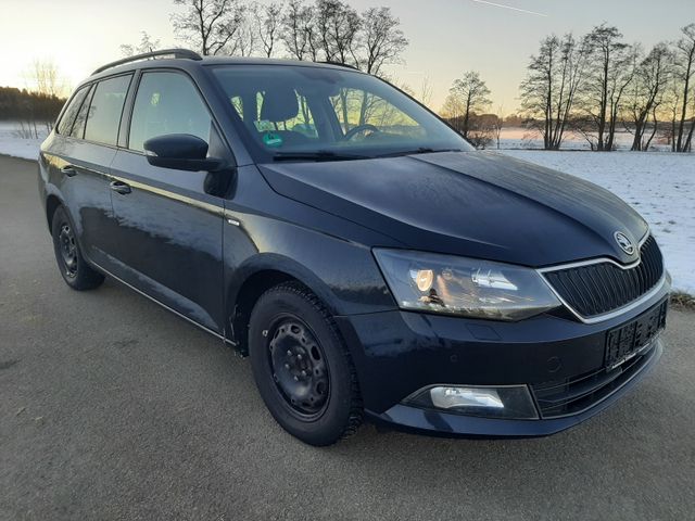 Skoda Fabia Combi 1.0 TSI Ambition Klima SHZ Tempo AHK