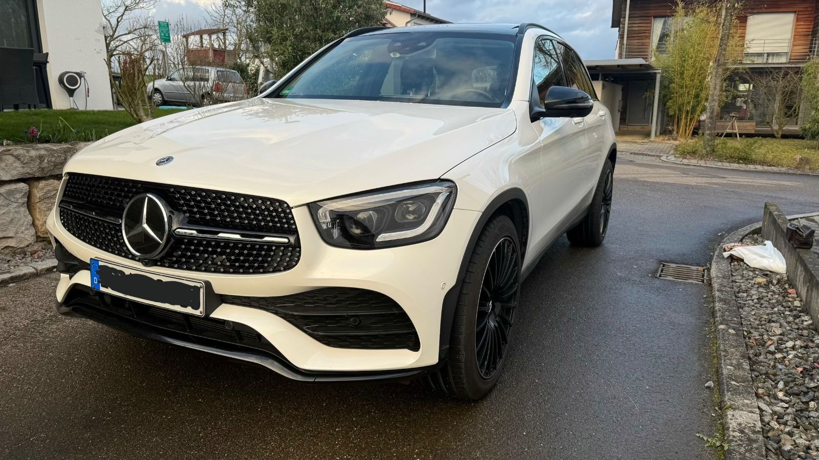 MERCEDES-BENZ GLC 300 4MATIC AMG  360°, Burmester, HighEnd