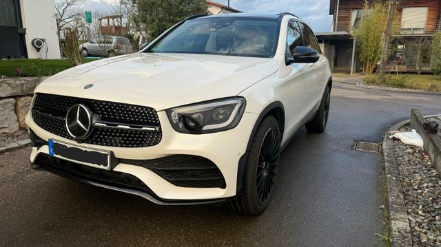 MERCEDES-BENZ GLC 300 4MATIC AMG  360°, Burmester, HighEnd