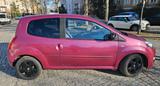 Renault Twingo - sehr guter Zustand wenig Kilometer  - Renault Twingo von privat