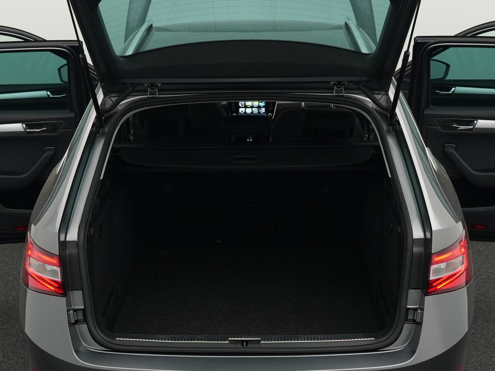 Skoda Superb - Bild 16