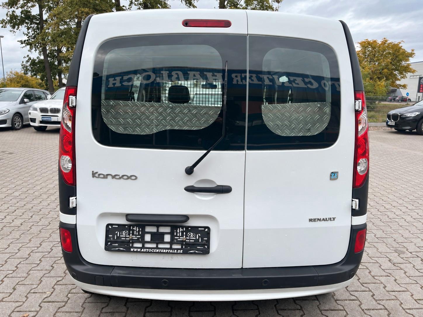 Renault Express 2013 — фото 16