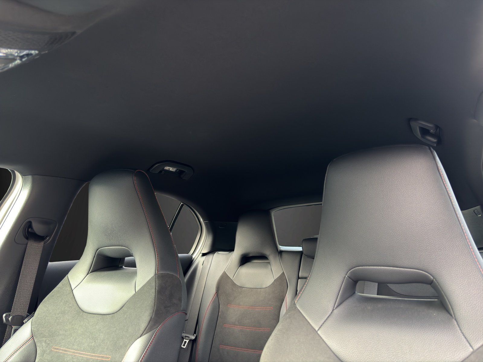 Fahrzeugabbildung Mercedes-Benz A 180 d AMG Distro KeyGO NIGHT Kamera LED