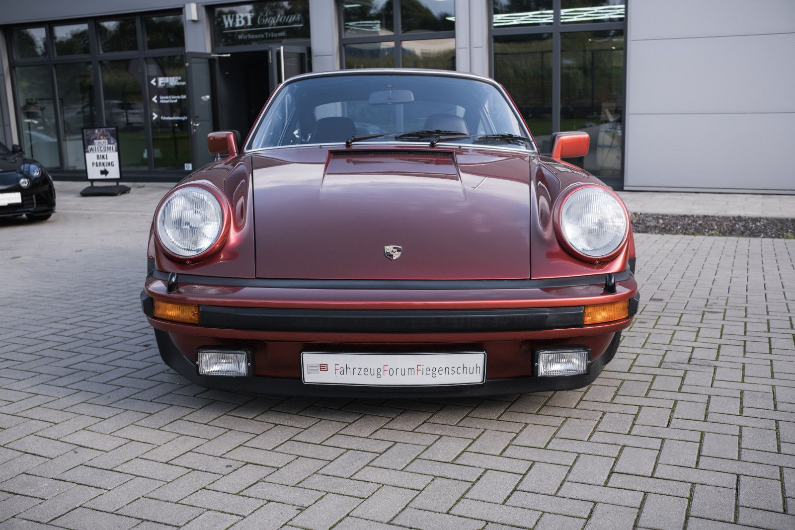Fahrzeugabbildung Porsche 911/930 Turbo 3.0-Neuaufbau-dt. Fzg.-Matching N