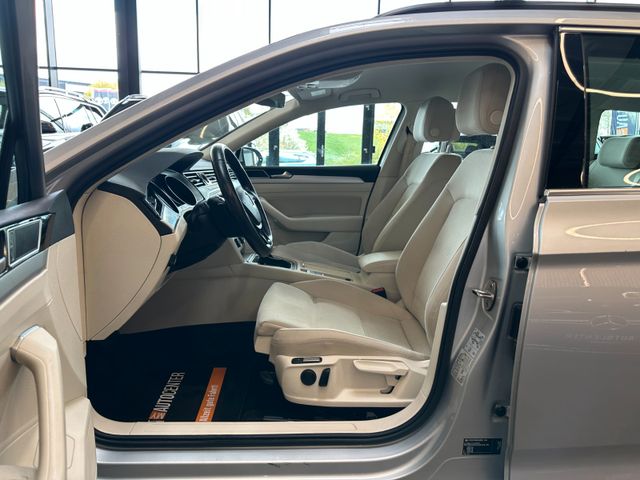 MYAUTOCENTER – Gebraucht- und Jahreswagen mit Werkstattservice in Pfaffenhofen Volkswagen Passat Variant Comfortline *Navi*AHK*Kamera*