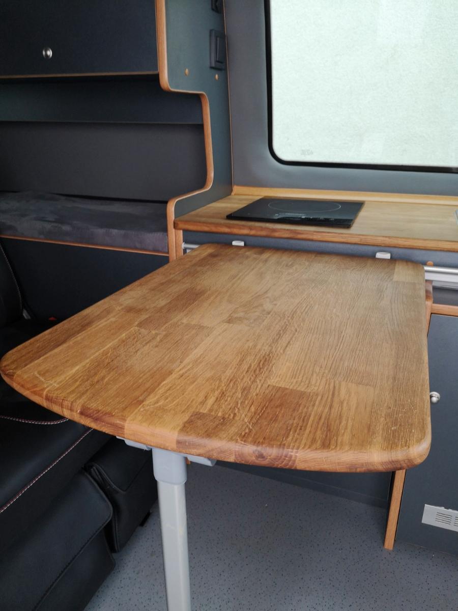 Volkswagen T6 Transporter (Campingausbau)