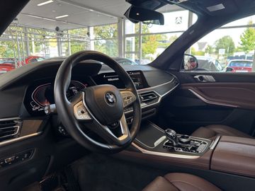BMW X7 - 10
