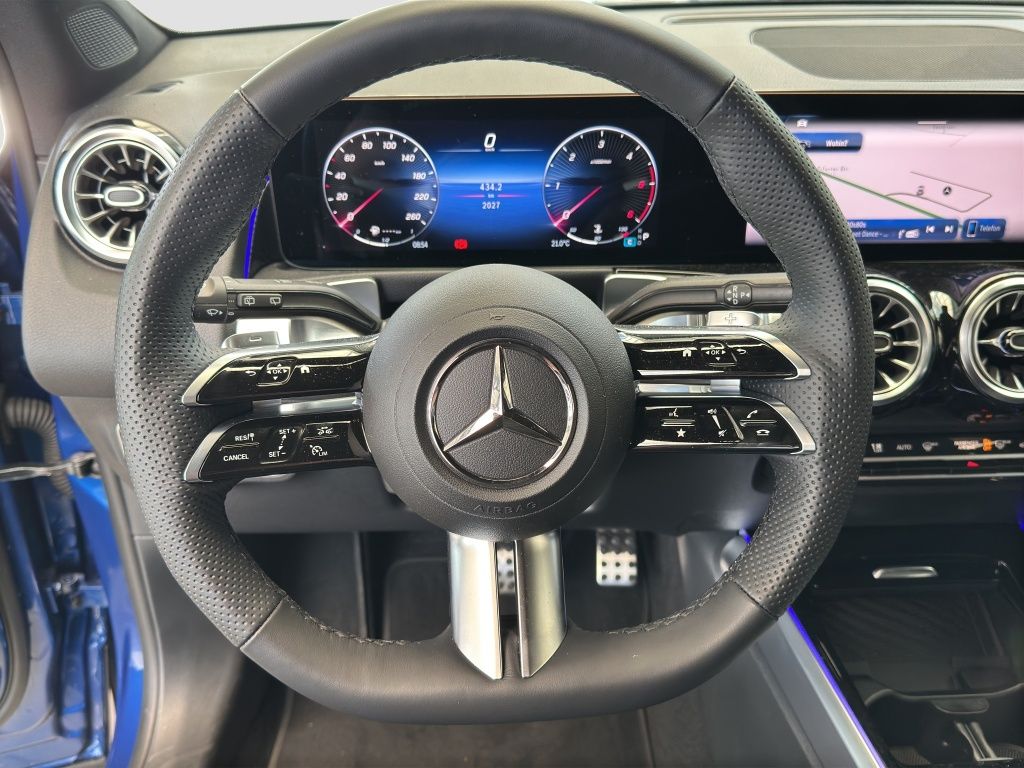 Fahrzeugabbildung Mercedes-Benz GLB 200 d 4M AMG*Night*MULTIBEAM*PDC*360°*AHK