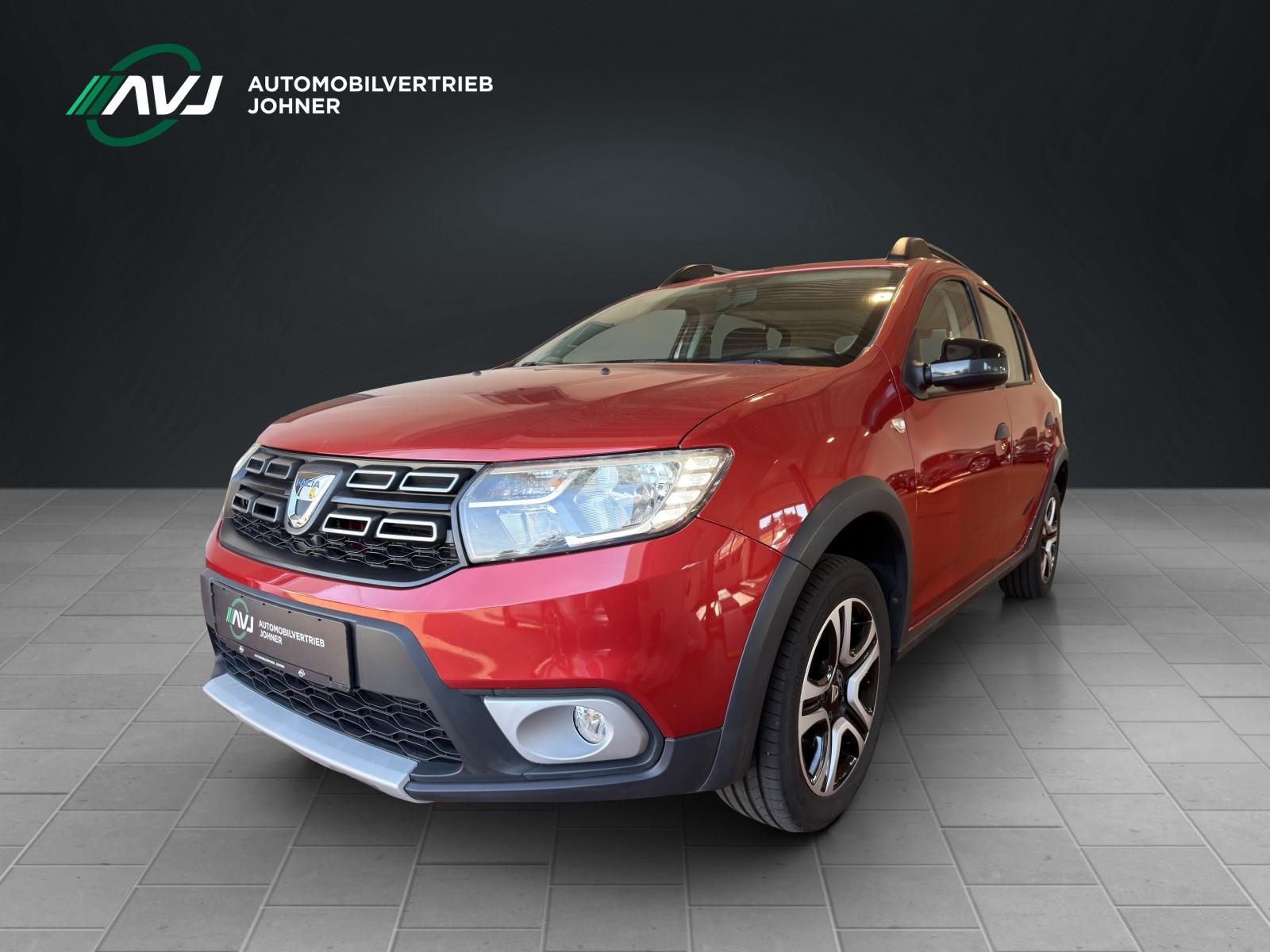 Dacia Sandero Stepway Celebration 0.9 | 1. Hand