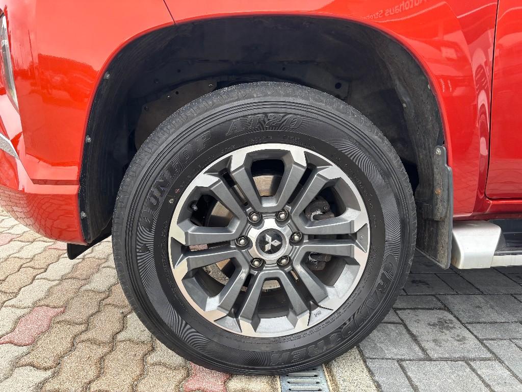 Mitsubishi L200 Doppelkabine Spirit 2.2*AUTOMATIK*HARDTOP*