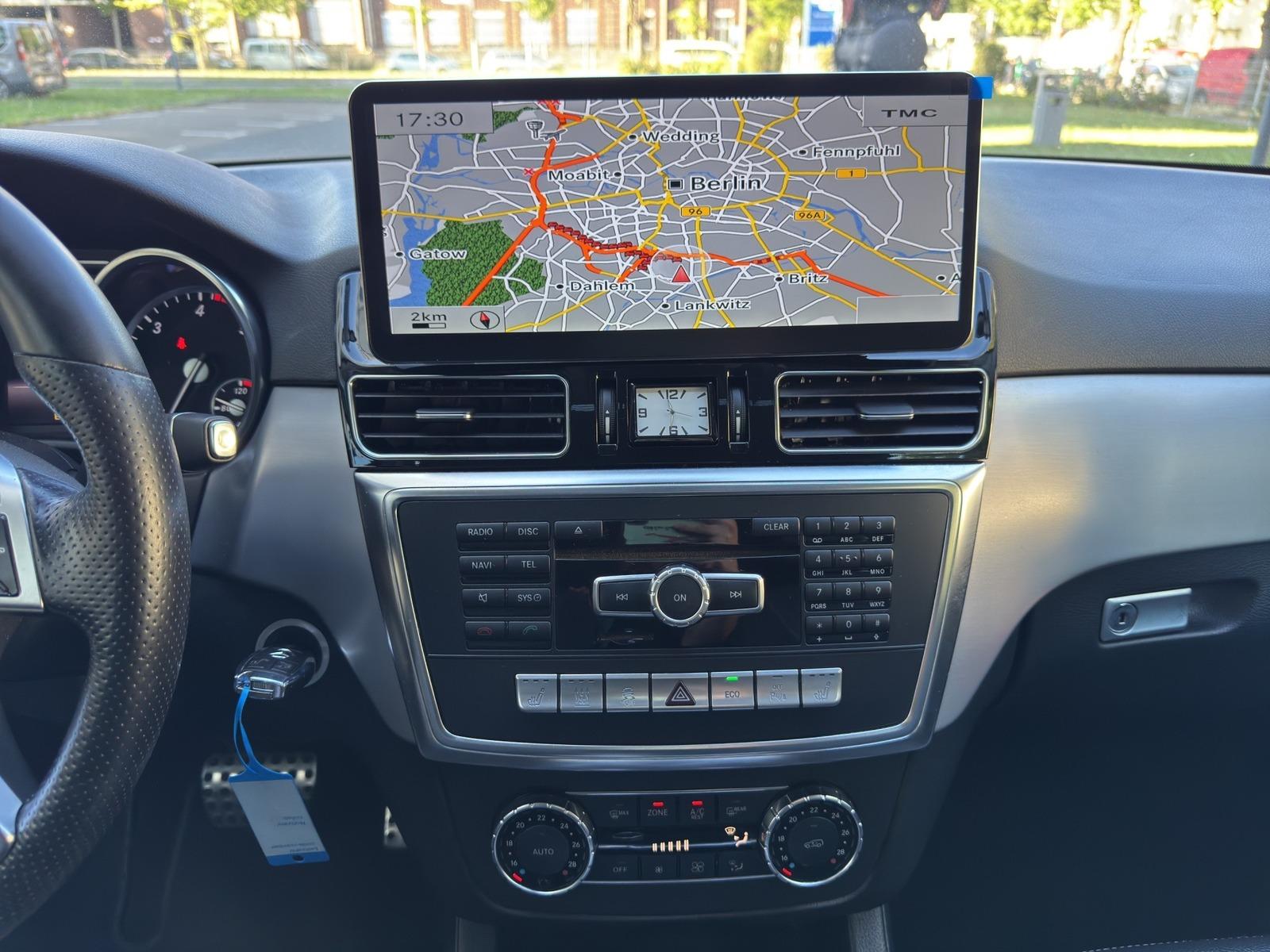 Mercedes-Benz ML 350 D 4Matic AMG 20 Zoll AHK SD Harman Kardon