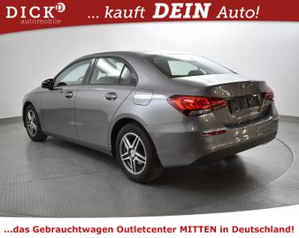 Fahrzeugabbildung Mercedes-Benz A180d LIMO 7G-DCT >NAVI+SITZHZ+PARKASS+MFL+TEMP