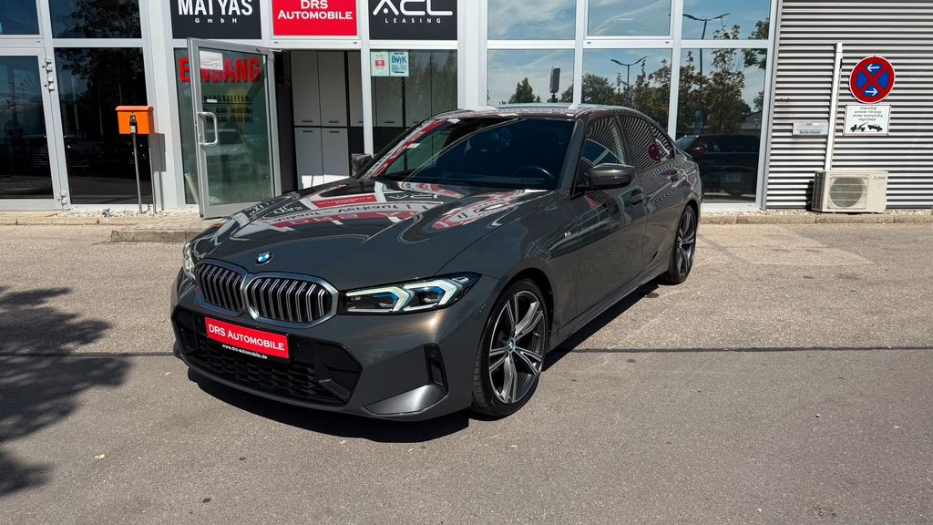Image of BMW 320