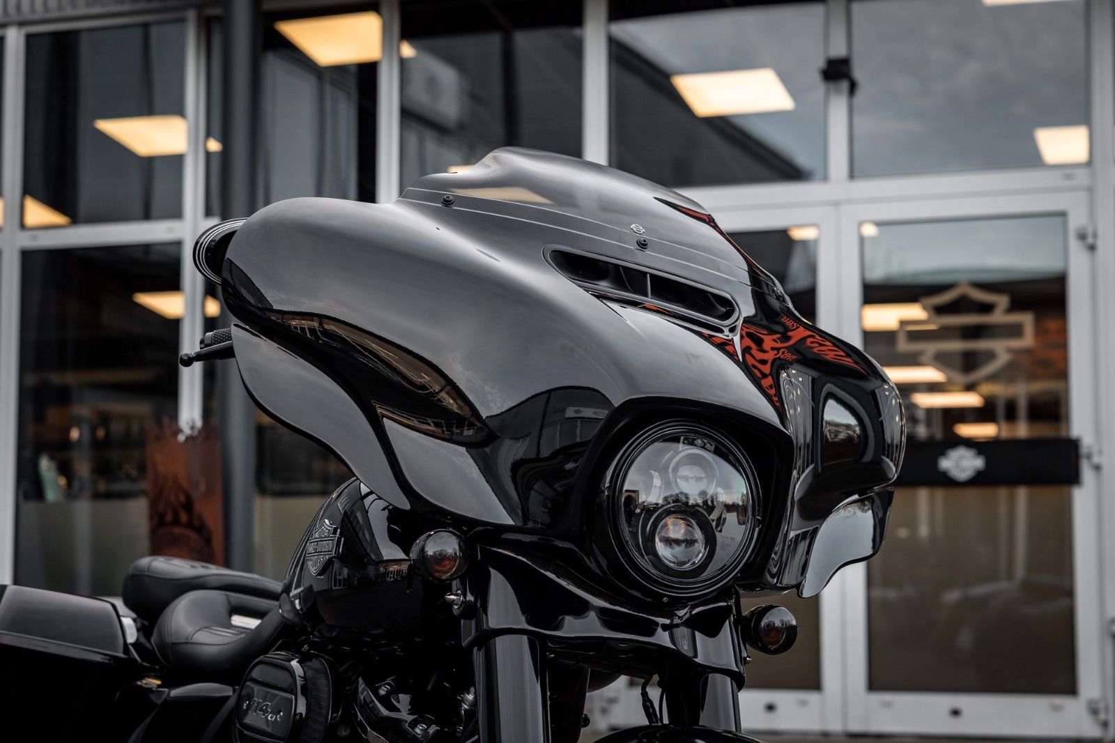 Fahrzeugabbildung Harley-Davidson FLHXS STREET GLIDE SPECIAL 114 CUI - JEKILL -