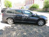 Volkswagen Passat Variant Comfortline BMT MOTORSCHADEN      - Volkswagen: Motors