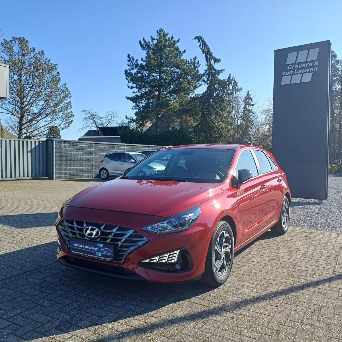 Hyundai i30 1.0T-GDi DCT TREND+NAVI RFK TEMP WINTERP 16"