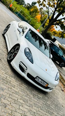 Porsche Panamera Diesel -